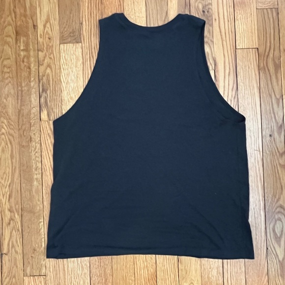 EUC | Under Armour Sportstyle Graphic Women's Tank!! - Picture 3 of 5